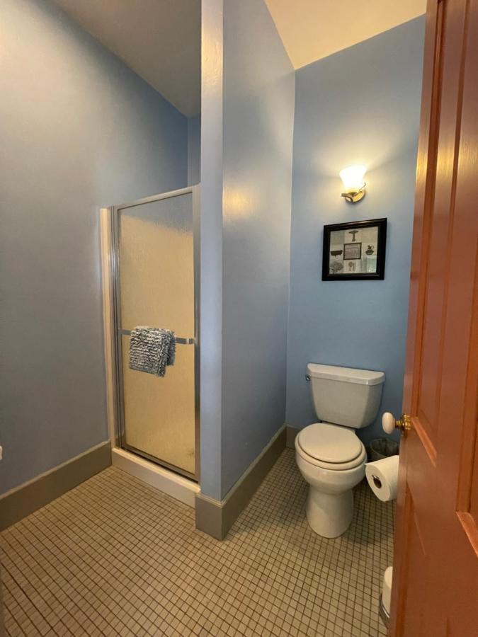 Carriage House Bed & Breakfast Winona Esterno foto