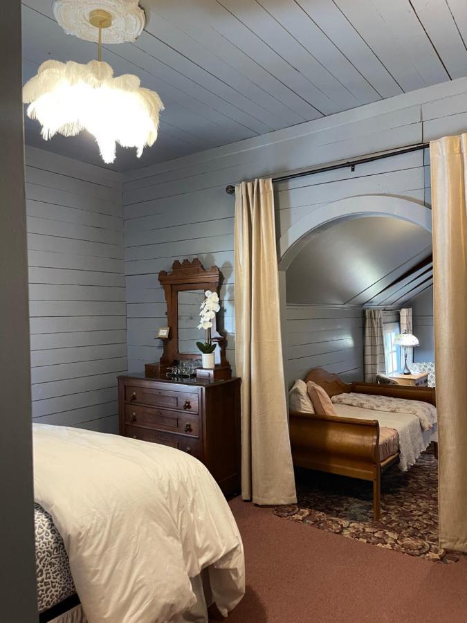 Carriage House Bed & Breakfast Winona Esterno foto
