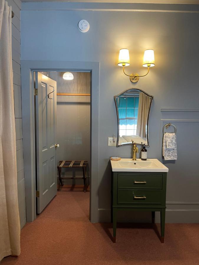 Carriage House Bed & Breakfast Winona Esterno foto