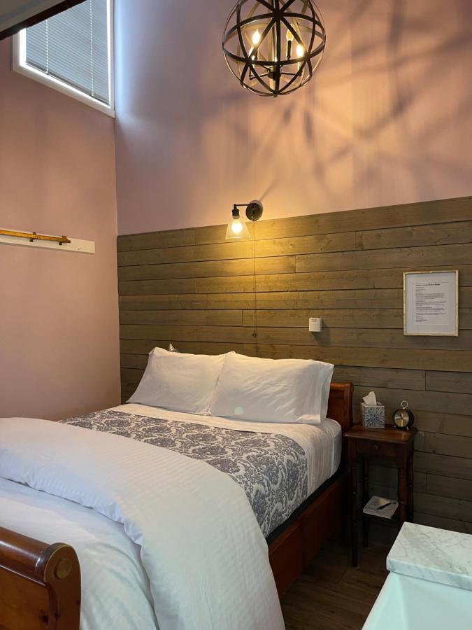 Carriage House Bed & Breakfast Winona Esterno foto
