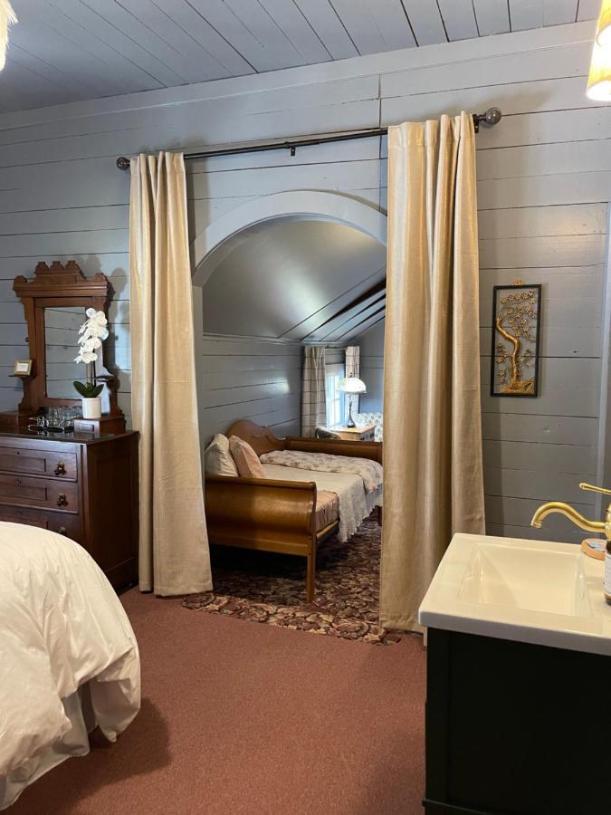 Carriage House Bed & Breakfast Winona Esterno foto