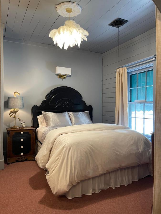 Carriage House Bed & Breakfast Winona Esterno foto