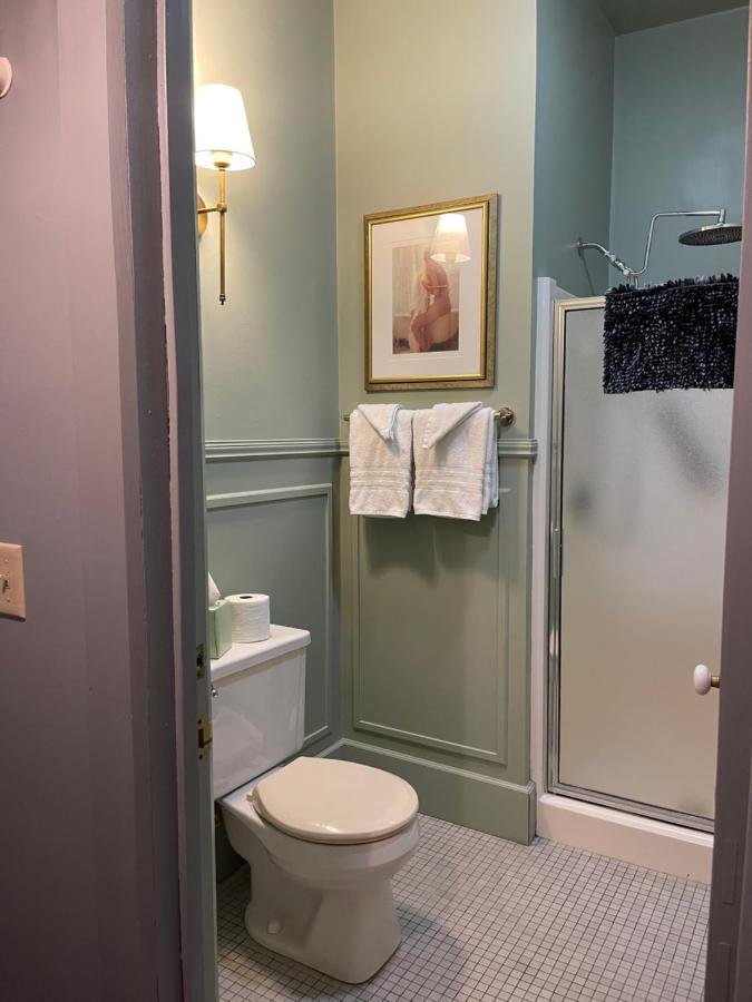 Carriage House Bed & Breakfast Winona Esterno foto