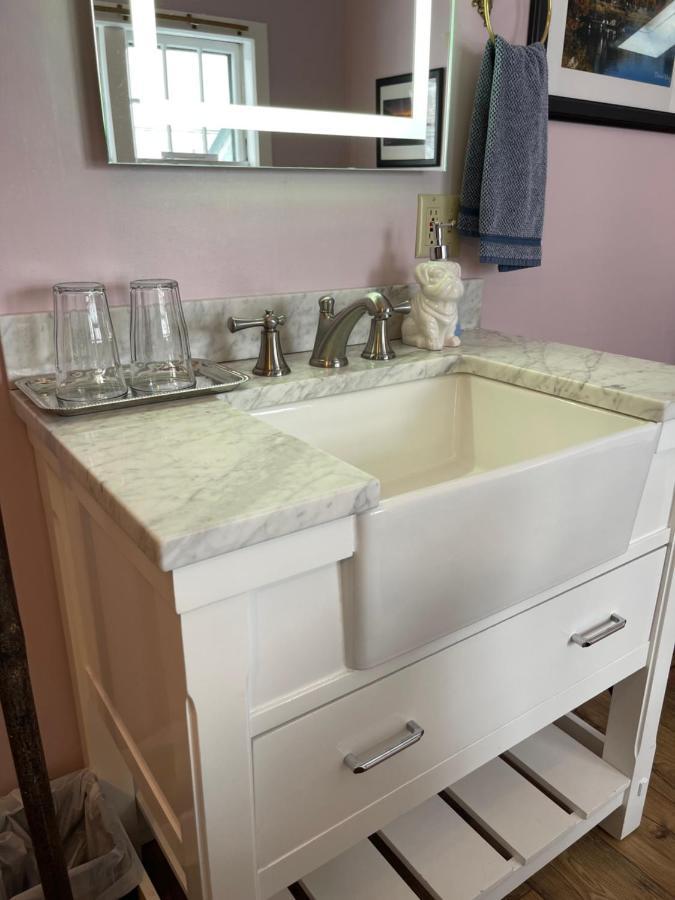 Carriage House Bed & Breakfast Winona Esterno foto